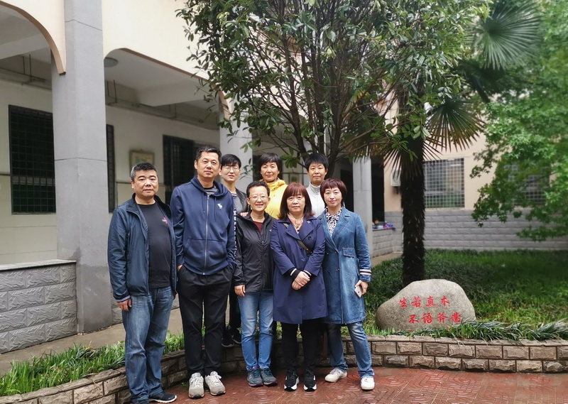 初82級校友捐贈桂樹_調整大小.jpg