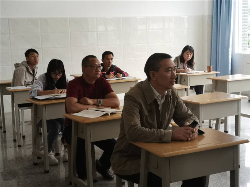 云南景谷一中教師代表1.jpg