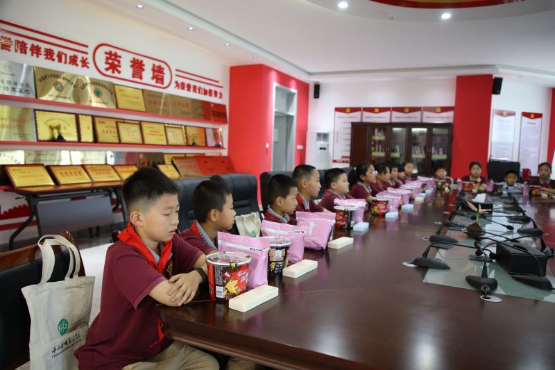 學生代表們.jpg