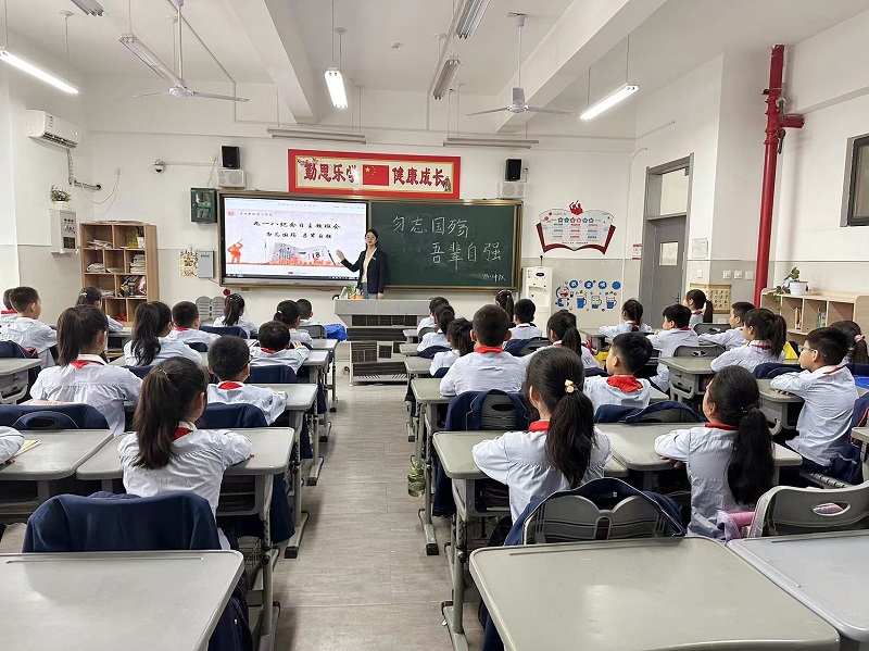 班會(huì).jpg