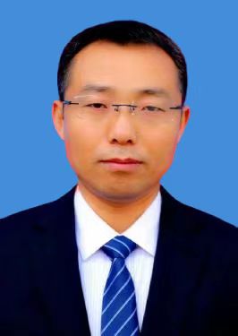 姚海寧校長證件照片.jpg
